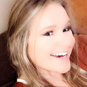 Meet your Posher, Ashlee